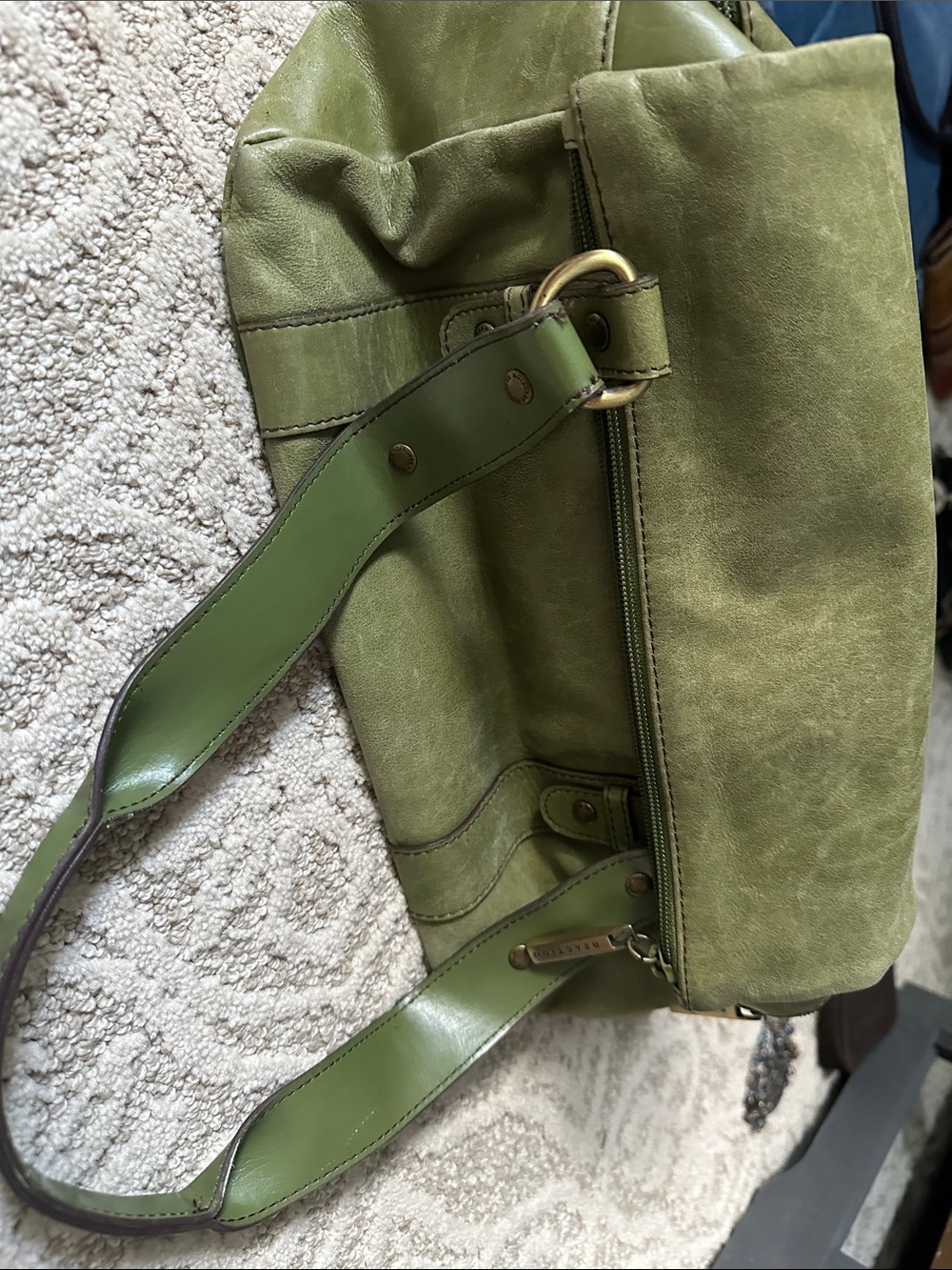 Kenneth Cole Reaction Olive Green Shoulder Bag